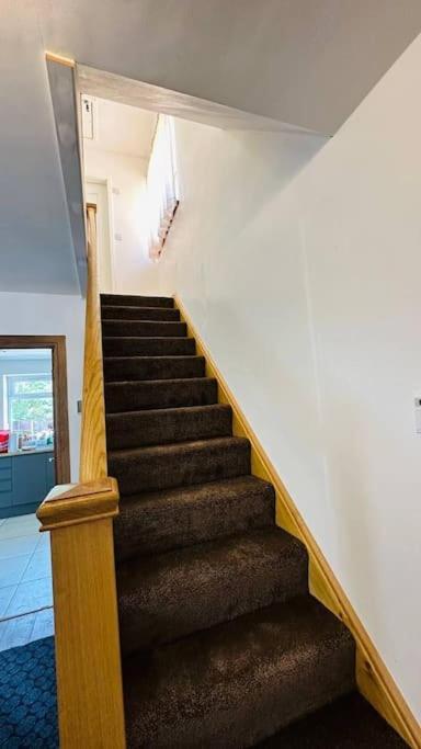Stunning 3 Bed House Sleeps6 Villa Nottingham Exteriör bild